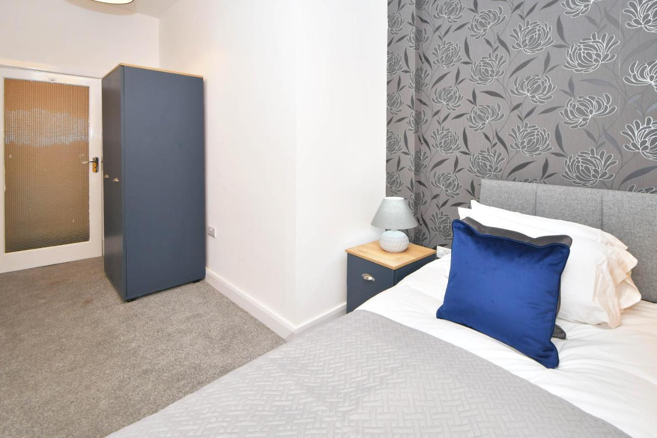 Stoke-on-Trent Westport Road 아파트 외부 사진